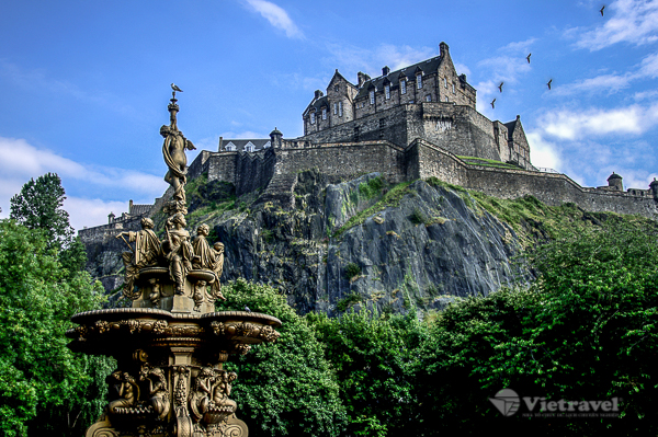 EDINBURGH – YORK – LEEDS